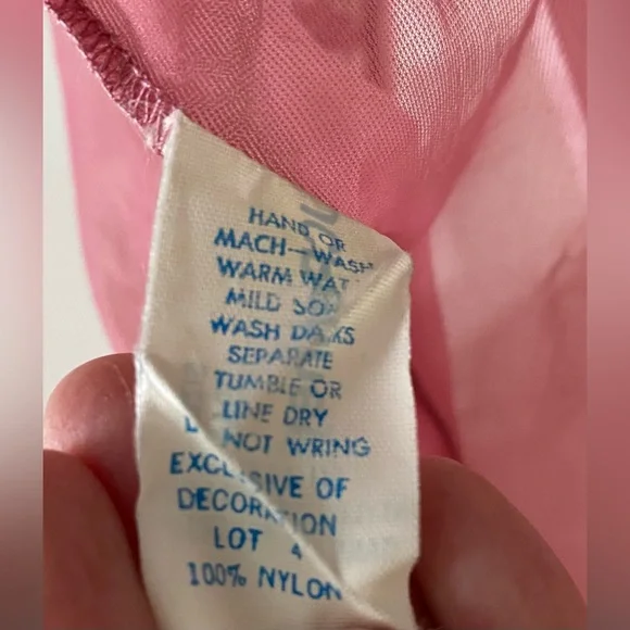 Vintage 1970s Pink Kimono - Picture 3 of 5